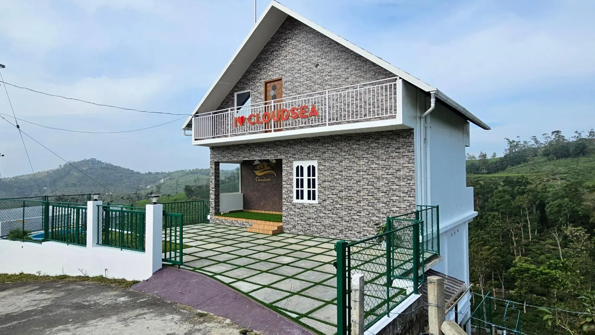 Cloudsea Homestay Pirmed